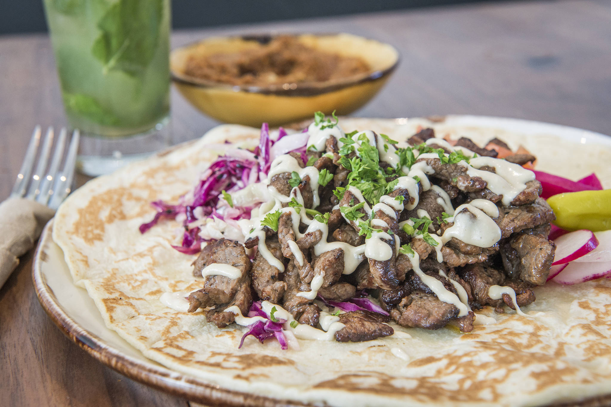 20160919-2048-SoukTabule3.jpg-resize_then_crop-_frame_bg_color_FFF-h_1365-gravity_center-q_70-preserve_ratio_true-w_2048_